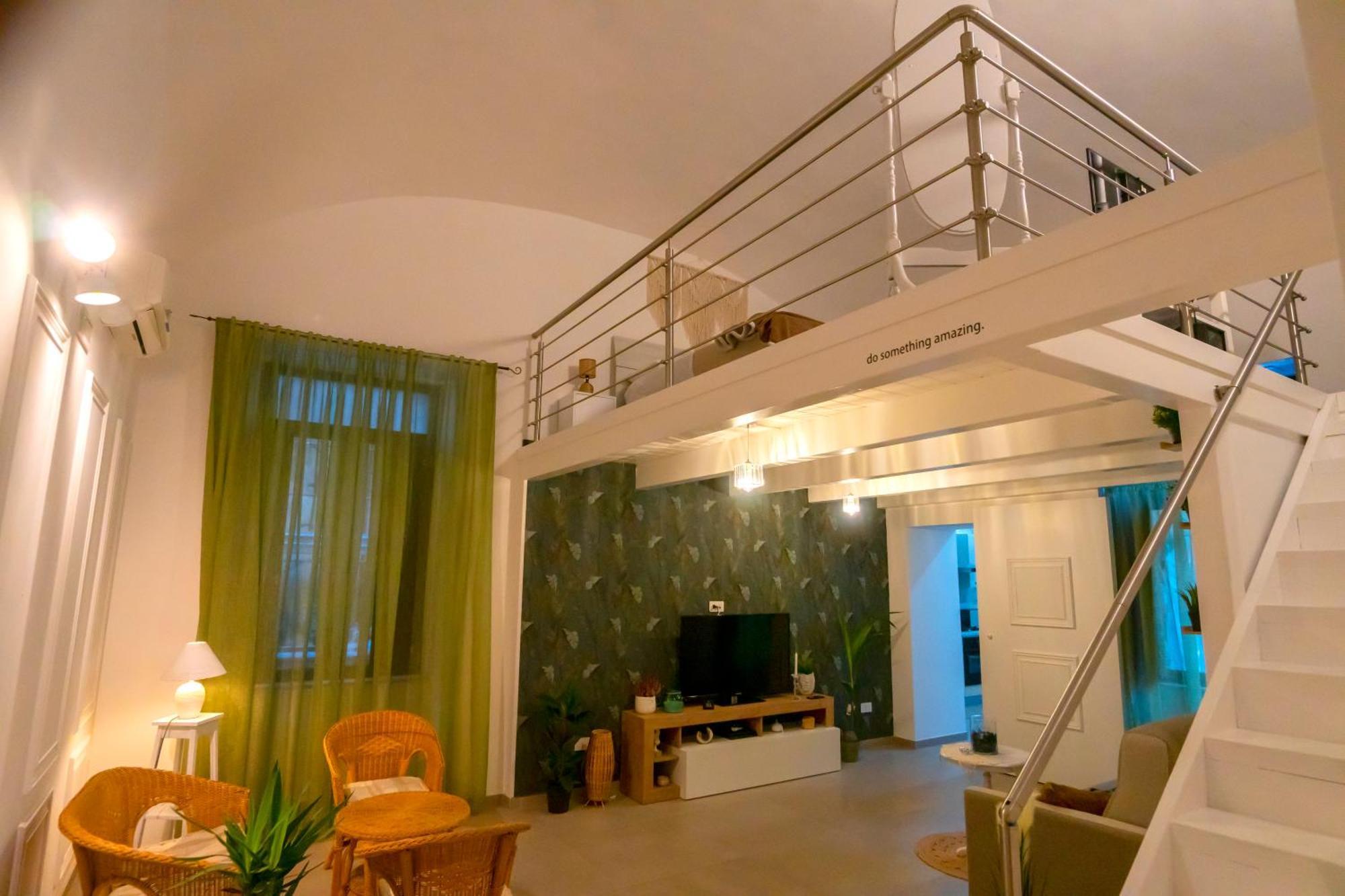 Bed and Breakfast Palazzo Del Vescovo Torre Annunziata Exterior foto